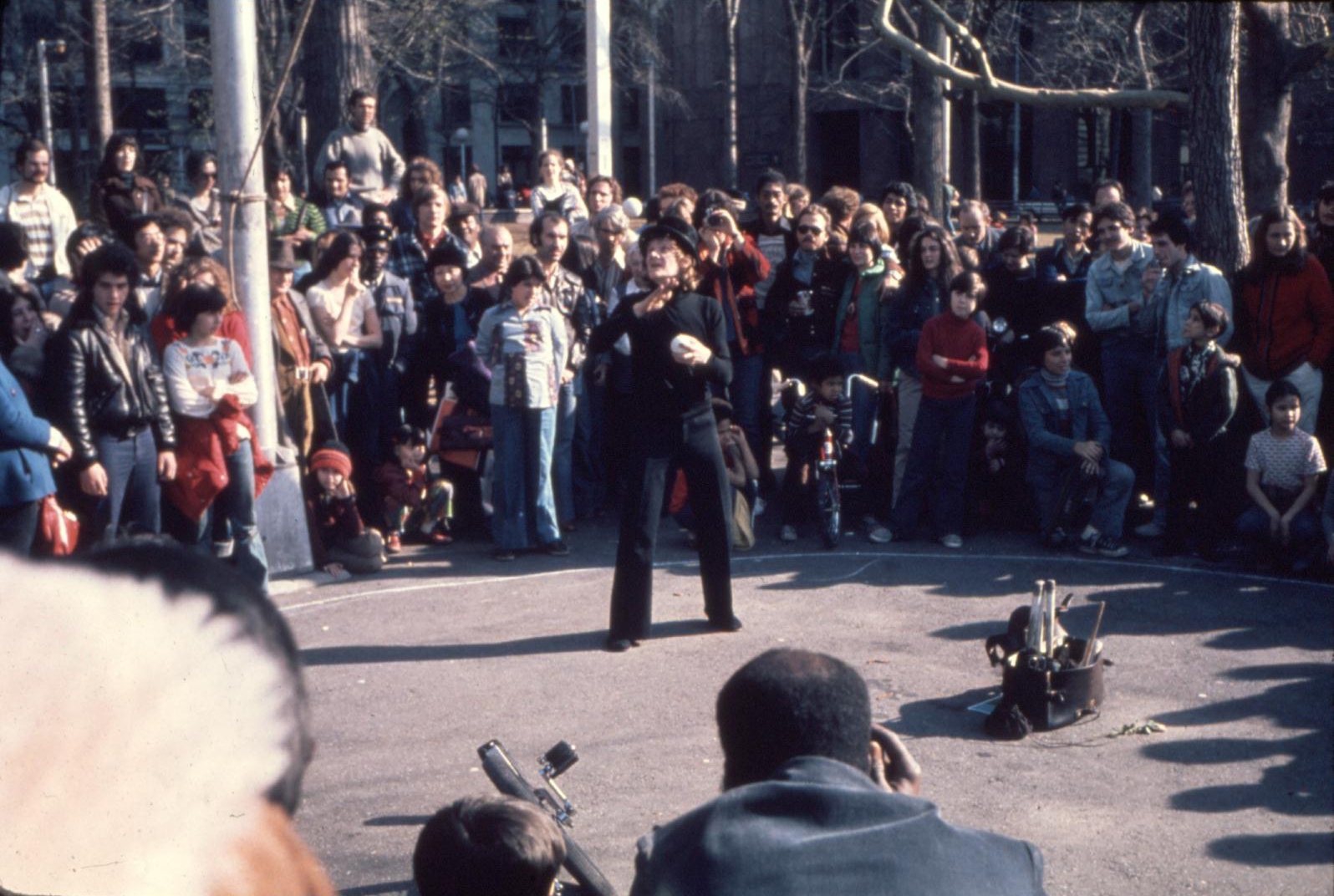 19770327philippe_petit_02.jpg