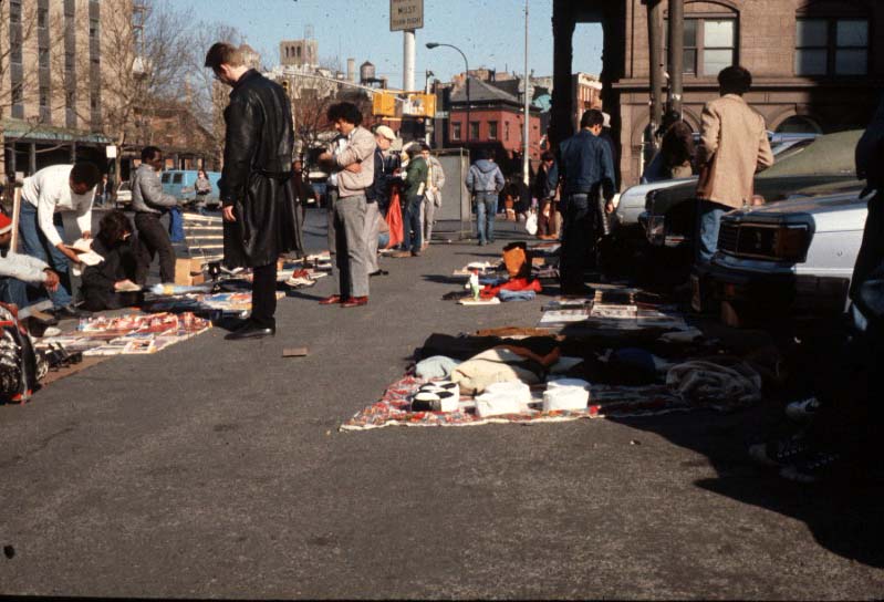 streetseller002.jpg