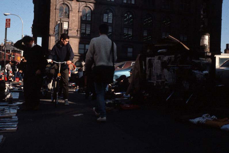 streetseller004.jpg