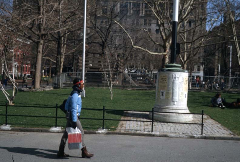 washingtonSq012.jpg