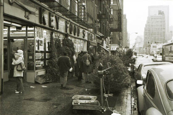 8ave041.jpg